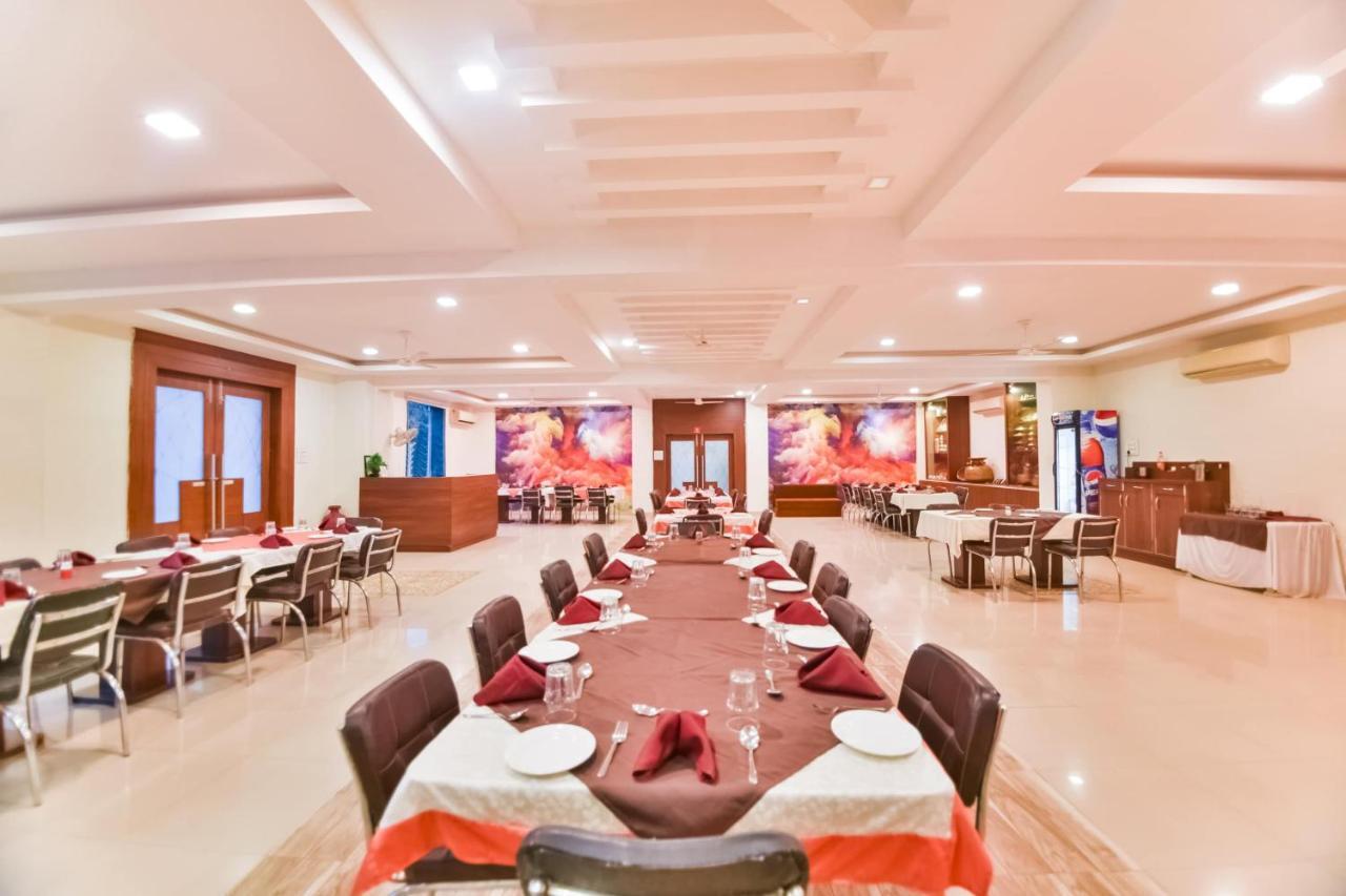 Palette - The Elegance Resort Chittorgarh Exterior foto